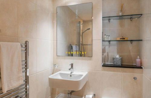 1BR Apt Near Heathrow By Tempstay - Foto 9