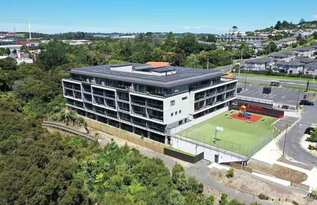 Sunrise Garden Suites - Photo 49