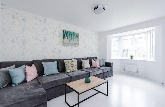 4 Bedroom 3 Bathroom Contractor Home MCR - Foto 13