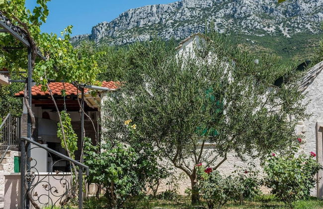 Villa Belezza Sleeps 8 With Pool - Foto 31