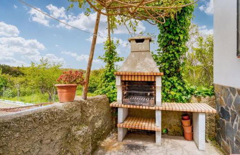 Awesome Home In Cortegana With Wifi - Foto 8