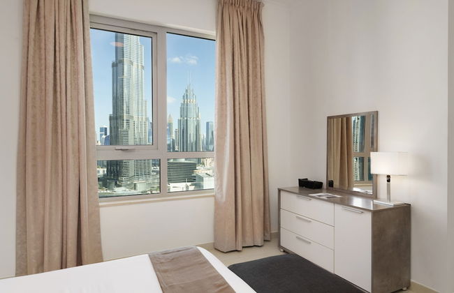Maison Privee - Exclusive Apt w/ Direct Burj Khalifa Views - Photo 3