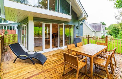 Trewhiddle Retreat V17 by Together Travel - Luxury 4-Bedroom Villa - Foto 38