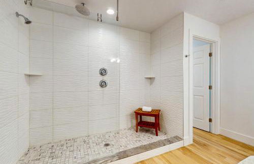 Mad Beach Hideaway - Photo 11