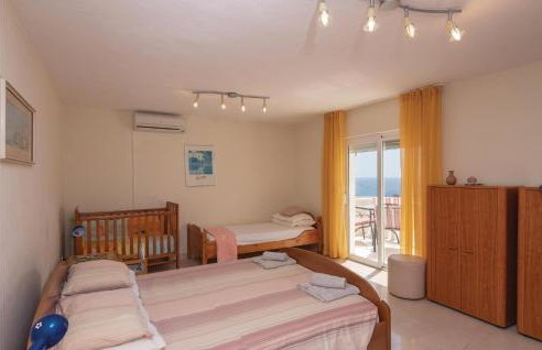 Stunning Home In Orebic With Wifi - Photo 26