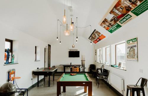 POPPY LUXURY LODGE Sleeps 8 at Fairview Farm, Ravenshead, Nottingham Near Sherwood Forest, Dog Friendly, Farm Stay great for wedding groups, families, Hen Do's, friends gatherings with amazing views - Foto 74