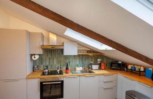 Exclusive Spaccanapoli Penthouse-Terrace with Lift By HouseinNaples - Foto 17