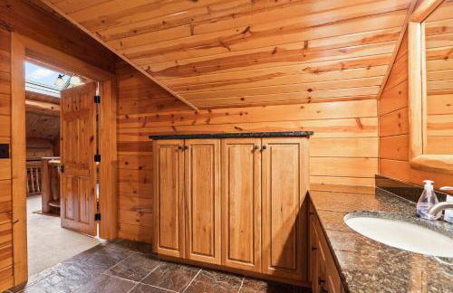 Log Retreat at Fish Creek by Simple Life Rentals - Foto 57