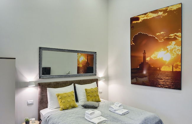 D&A Central Luxury Apartments - Photo 2