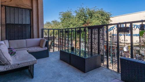 Walk to outlets free designated parking - Foto 3