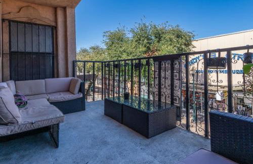 Walk to outlets free designated parking - Foto 3