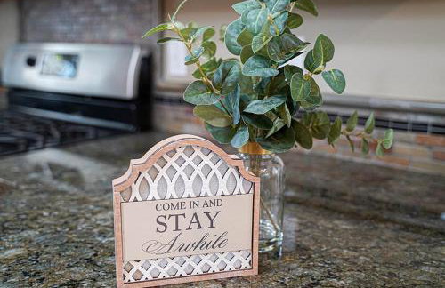 Exquisite Central Townhome with Spacious Loft and Gourmet Kitchen - Foto 6