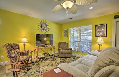 Cloud 9 On The Coast Less Than 1 Mi to Beach! - Foto 4