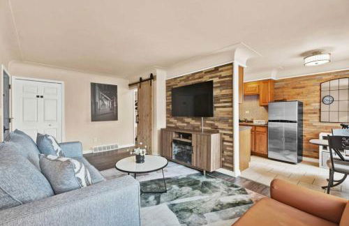 Stylish Comfy Shleby Retreat Patio Parking - Foto 31