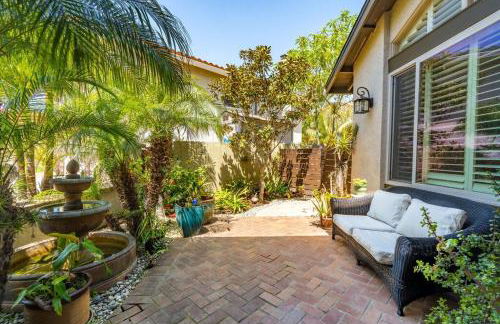 Resort style back yard heated pool and spa - Foto 64