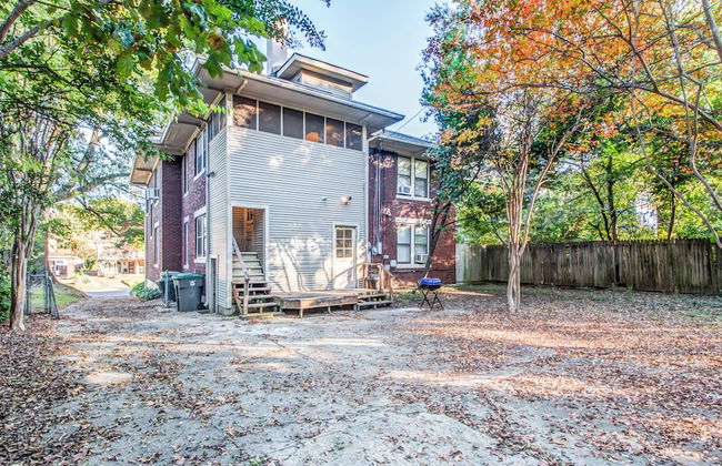 Bluemoon Bungalow 2 Units - Photo 47