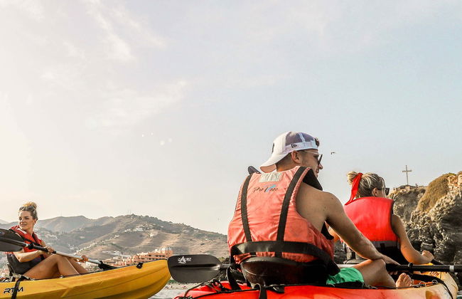 Tour en kayak por Almuñécar - Foto 1