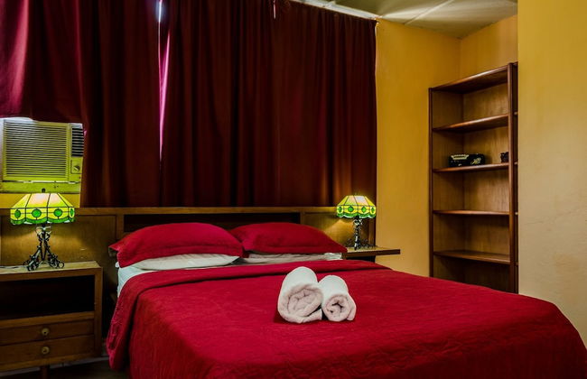 Aparthotel in Havana with garden - Photo 6