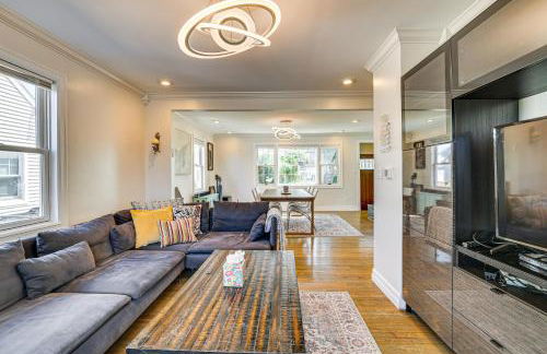 Near Yale and Lighthouse Point Beach Home with Pool! - Foto 6