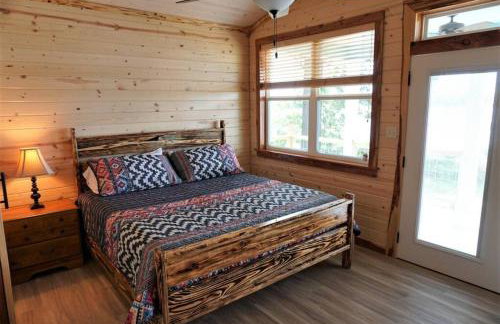 Toledo Queen Lakefront Custom 4 BR Home, Boathouse - Foto 24