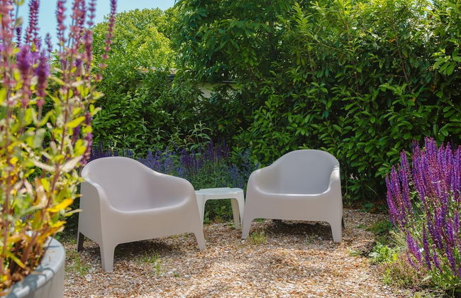 Attractively Furnished Bungalow is Located 1.5 km From the Ouddorp Beach - Foto 36