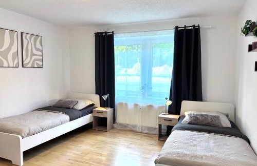 RtR Herne - For up to 5 Guests - 3 Bedrooms - Parking - Modern - Central - Fully Equipped - Foto 6