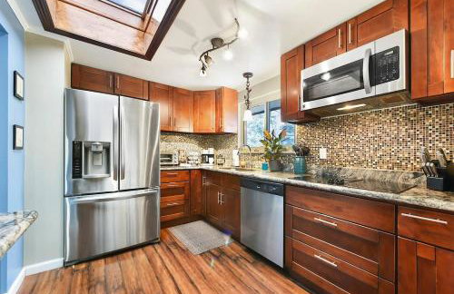 Secluded Hilltop Hideaway - Hot Tub! Two Living Rooms! - Foto 20