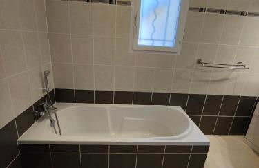 Gîte Charmant avec Piscine et Terrasse en Provence MDV - Foto 8