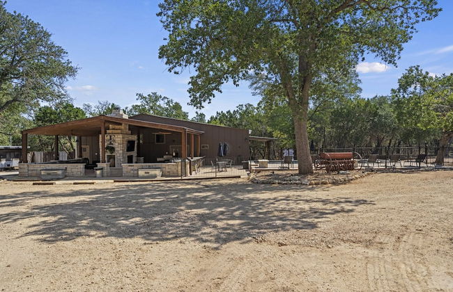 Luxury Retreat for 28 Terracotta Bliss Getaway - Photo 46