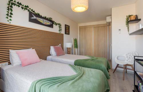 McRamé Design Apt Sea View, Beachfront, Swimming Pool, 2BDR, 2BAR, 6 pax, Praia da Rocha - Photo 13