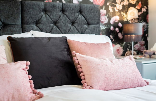 Red Cherry House - Photo 5