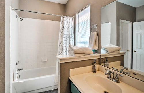 Pet-Friendly Family Home in Hutto with Private Yard! - Foto 14