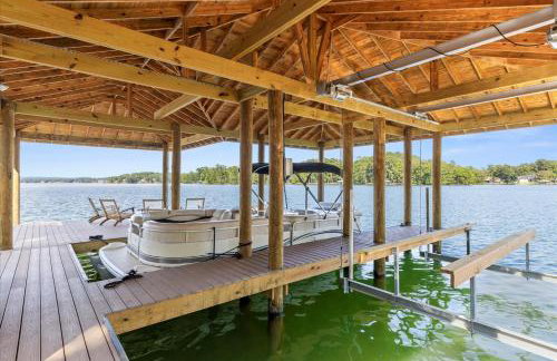 Luxe Lake Martin Home Pool Hot Tub Boat Dock - Foto 60