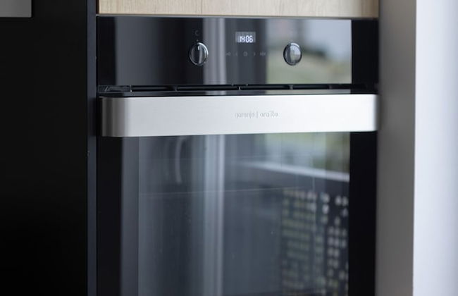 Apartment With Terrace by Renters - Photo 4