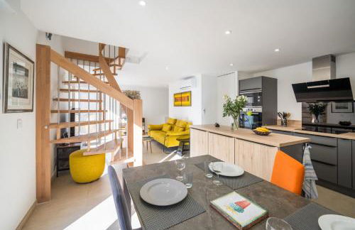 Les Voiles d Azur, Duplex moderne avec vue sur le port et la mer, à 2 minutes des plages - Photo 7