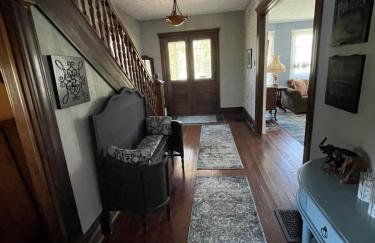 It's A Wonderful Life - Main St Penn Yan - Walk to Shops & Dining - Hot Tub - Pets OK - Seneca & Keuka Lake - Foto 48