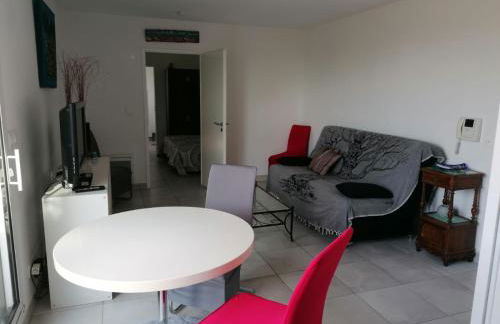 Appartement a proximité du centre et de la Plage a Meze - Foto 4