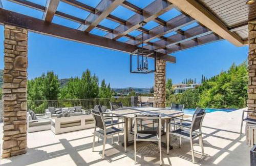 Summitridge Bev Hills Villa with Pool, Spa, Roof Deck - Foto 3