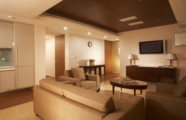 High1 Condominium - Photo 6