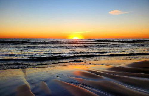 Beachside Condo Downtown with Lake Michigan Views - Foto 66