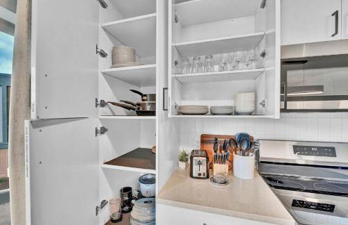 Stay in Cleveland mins to Cleveland Clinic, Hospitals, Museum, Universities & Downtown - Foto 30