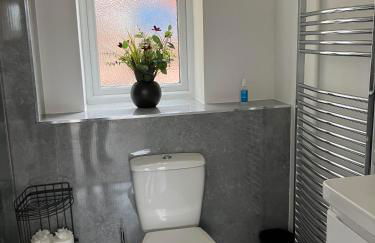 Honeyberry Cottage -PART OF ALTON COTTAGES - Foto 13