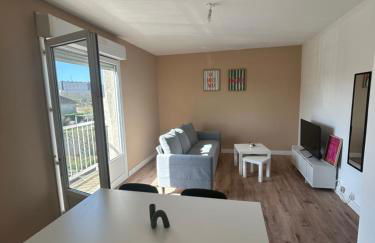 F4 lumineux proche Gare et centre ville - Foto 3