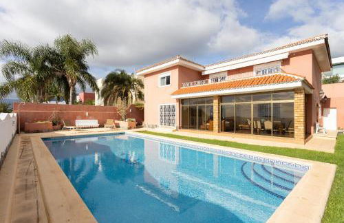 One & Only Sports and Relax Villa by Eden Rentals - Foto 16