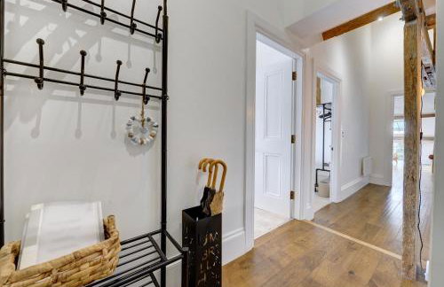 Loft 11 - Unique Apartment with Stunning Views - Photo 28