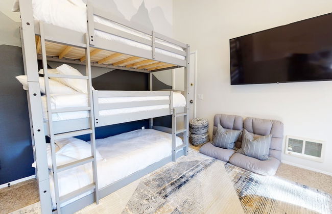 St. Anton Getaway - Shared Bbq, Pool & Hot Tub - Foto 10