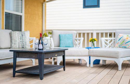 Sunlit La Jolla Village Gem with Peak Ocean Views - Photo 36