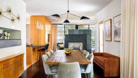 Chic 4BR with Fenced Yard, Walk to Dining, Parking, 5 Mins to Nissan Stadium, Less than 10 Mins to Broadway, Workspace, Parking, 24 Hr Hospitality, Great for Families - Foto 5