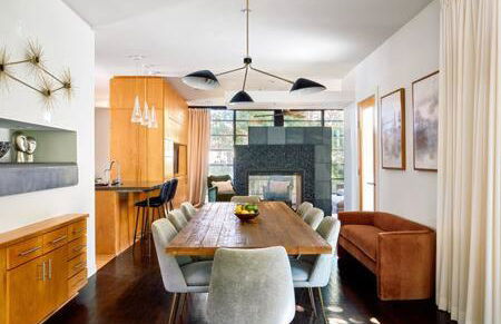 Chic 4BR with Fenced Yard, Walk to Dining, Parking, 5 Mins to Nissan Stadium, Less than 10 Mins to Broadway, Workspace, Parking, 24 Hr Hospitality, Great for Families - Foto 5