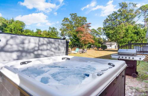 Chill Retreat, hot tub, large private yard - Foto 21